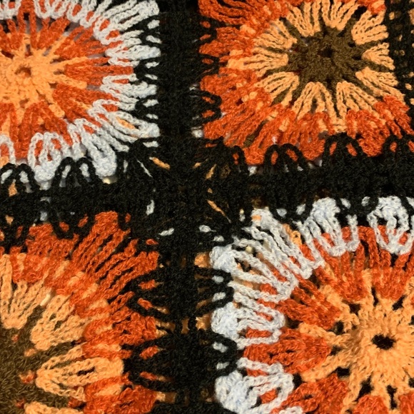 Handmade Granny Square Boho Fringed Crop top - Picture 5 of 9